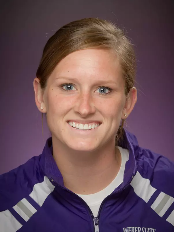 Chloe Reynolds (Calton)