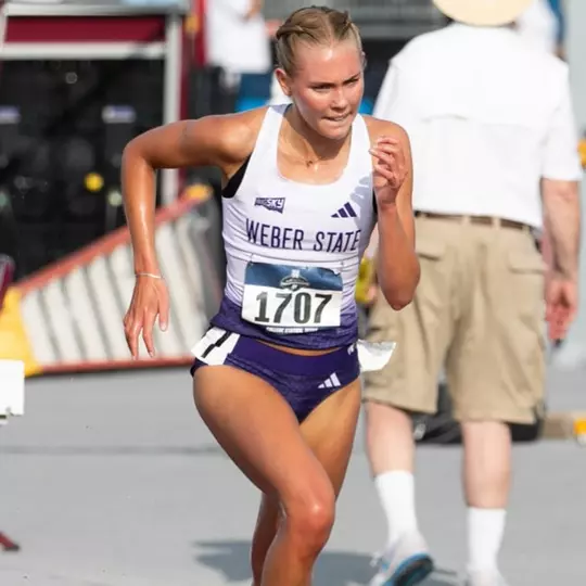 Saga Hagelin 2025 at NCAA First Round