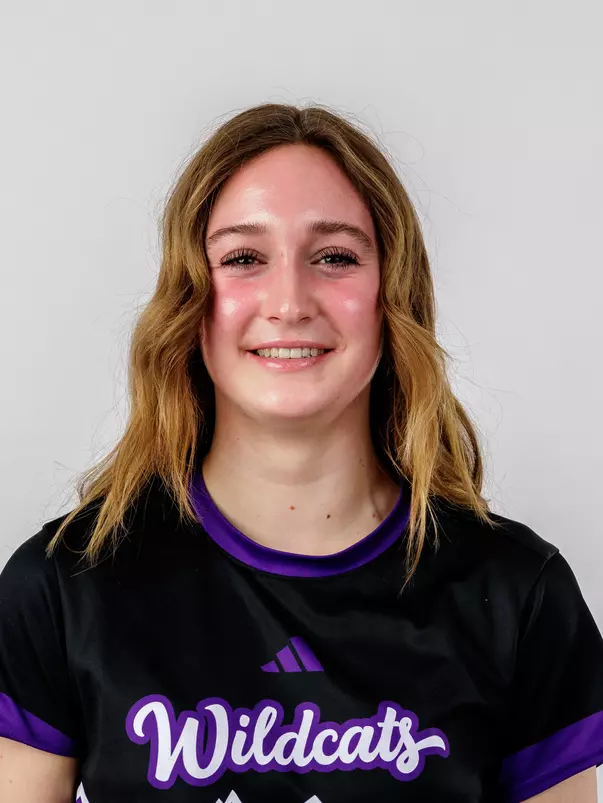 Kenadee Godderidge Headshot