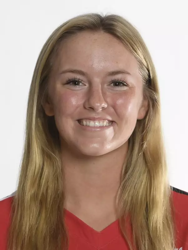 Callie Bauer 2021 headshot