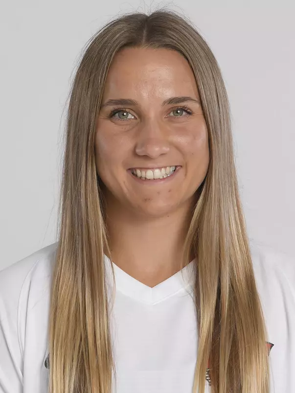 Avery Jacobsen headshot