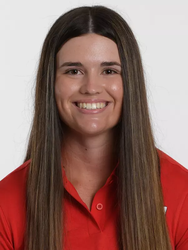 Savannah Howell Headshot