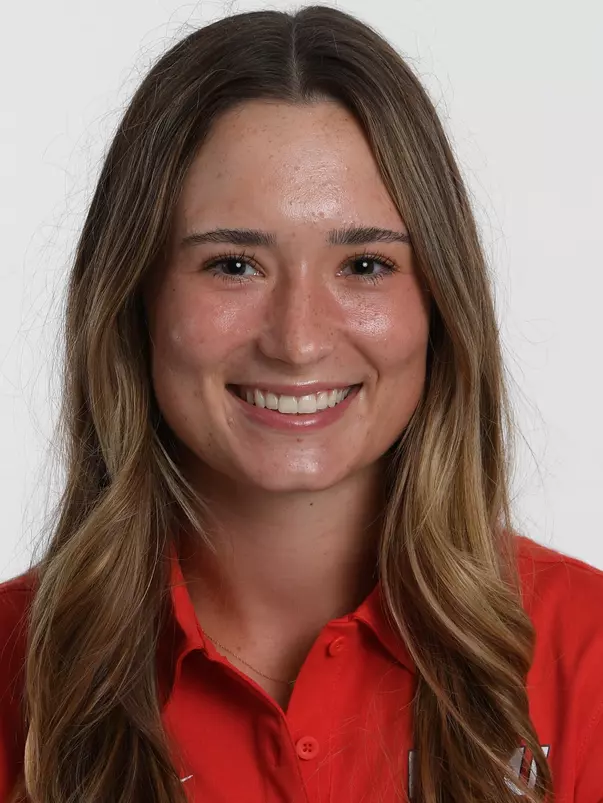 Nina McMurtrey Headshot