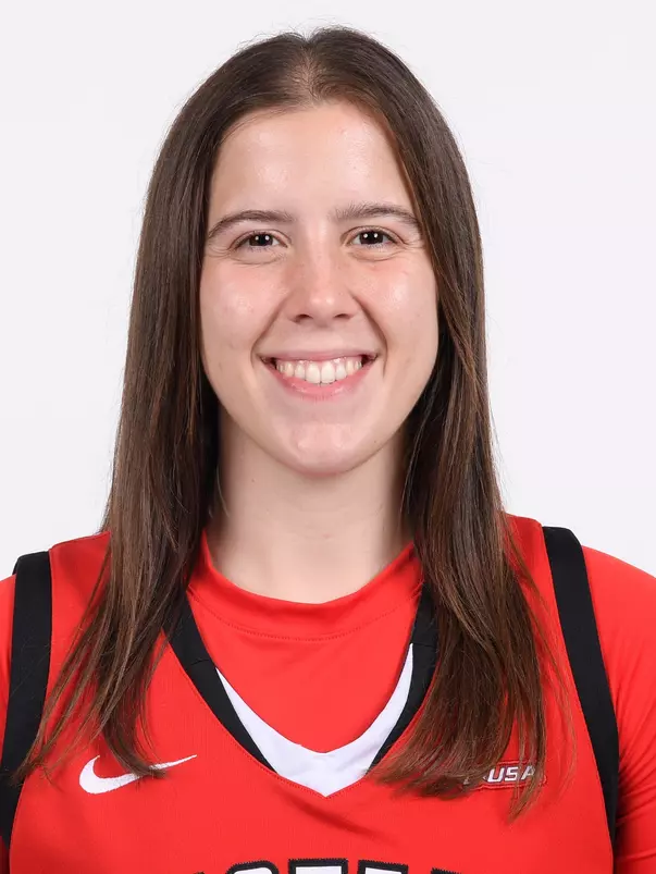 Teresa Faustino Head Shot 2023