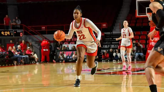 Lady Toppers Face Illinois on the Road