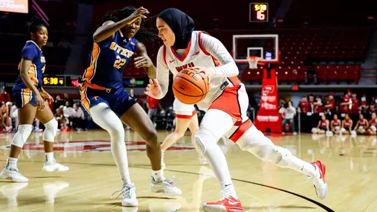 Lady Toppers Bounce Back with Win Against UTEP