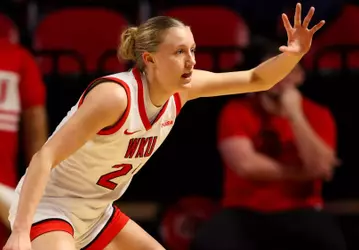 Guard Enni Ahervuo (21) | Photo by: Steve Roberts