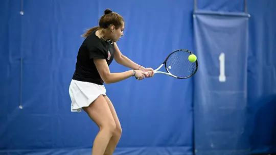 Lady Toppers Pick Up Road Win At Southern Indiana