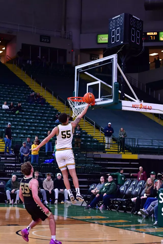 Men's Basketball vs. Oakland