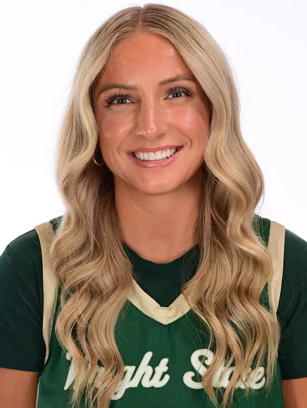 Rylee Sagester Headshot 2026_27
