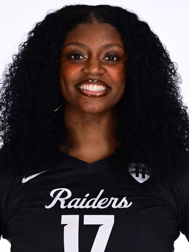 Haley Robinson Headshot 2026