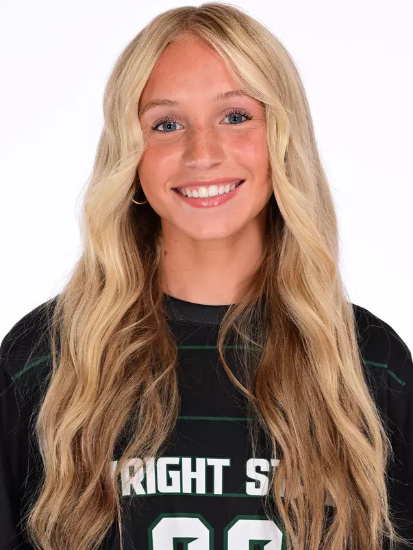Ava Pultz Headshot 2026