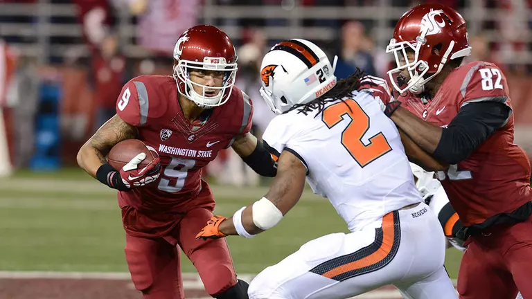 Football falls to Oregon State, 52-24