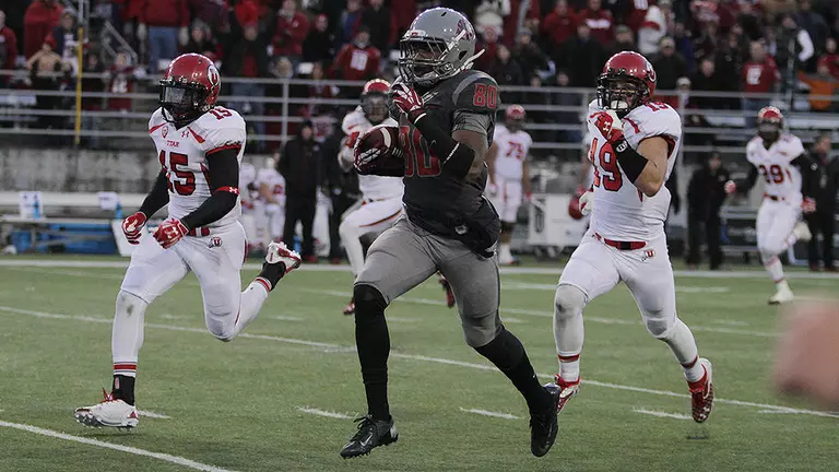 Cougars take a thrilling win over Utah, 49-37