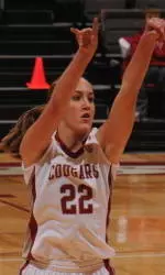 Cougars Fall Late at Oregon, 77-72