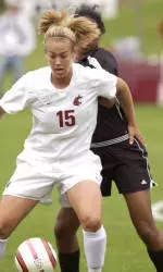 Soccer Dunks Ducks In 1-0 Victory