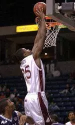 Cougars Outlast High Point 78-71