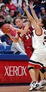 Cougars Fall To Stanford, 84-67