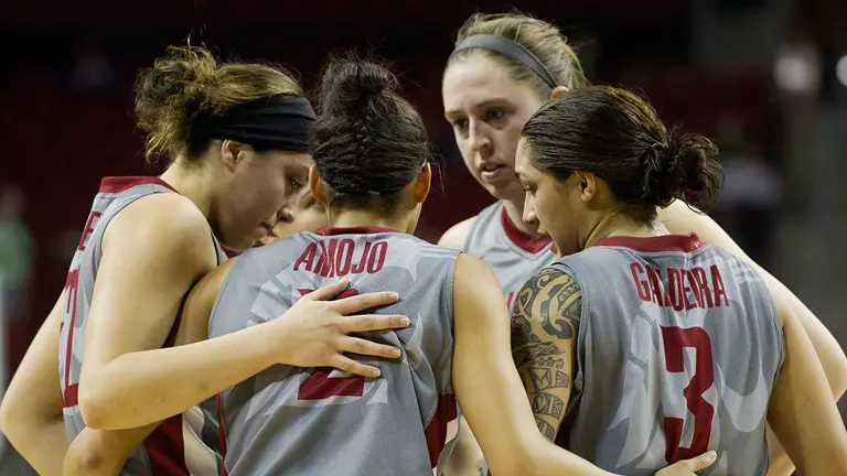 Cougars Announce Team Awards for 2012-13