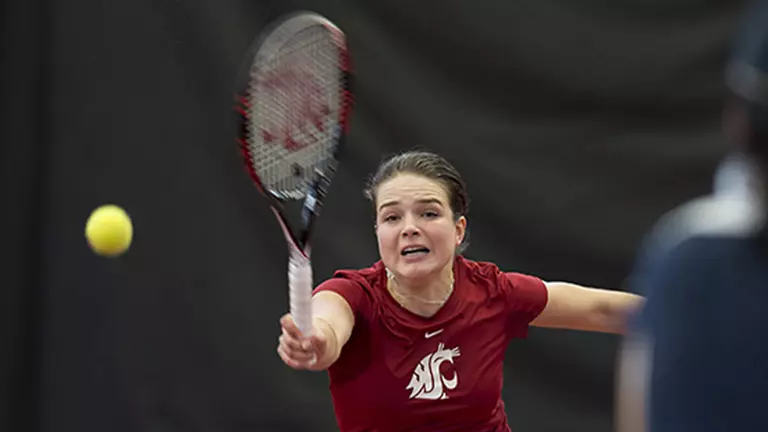 Cougars Fall to Hawaii Pacific, 4-3