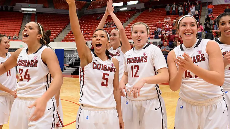 Galdeira?s 28 Leads Cougars Past Washington, 82-80