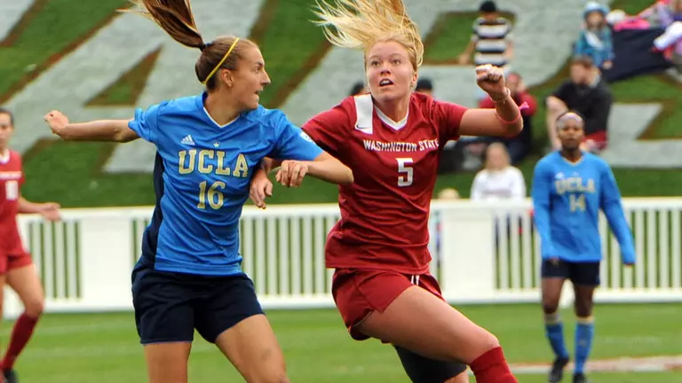 Cougars Edged by Top-Ranked Bruins