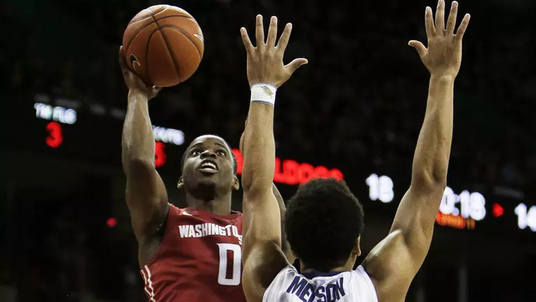 Cougars Battle No. 9/8 Gonzaga in Spokane