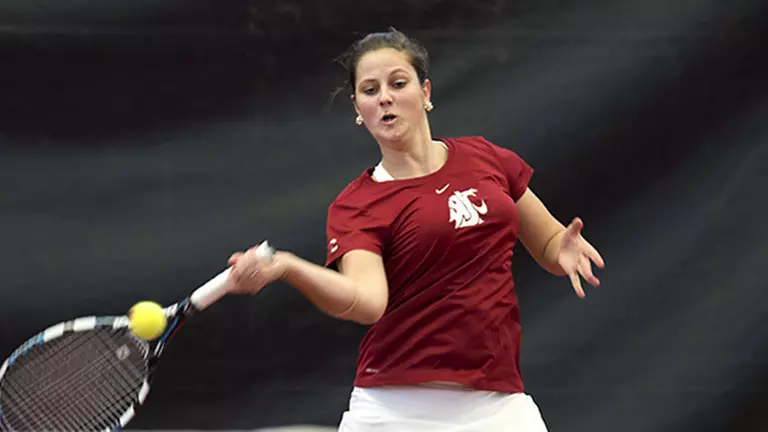 Cougars Rally for 4-3 Victory over Minnesota