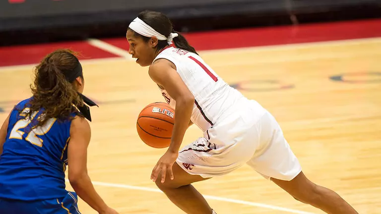 Cougars Beat Gauchos in Season Opener