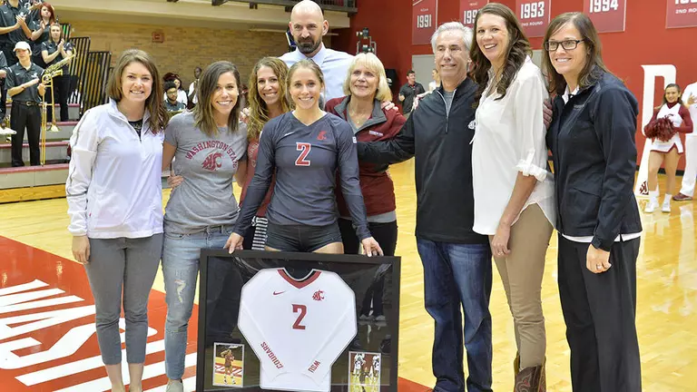 Volleyball Drops Four-set Match to No. 6 Stanford