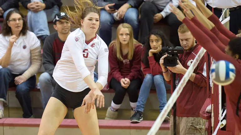 Volleyball Battles No. 1 USC to Five Sets