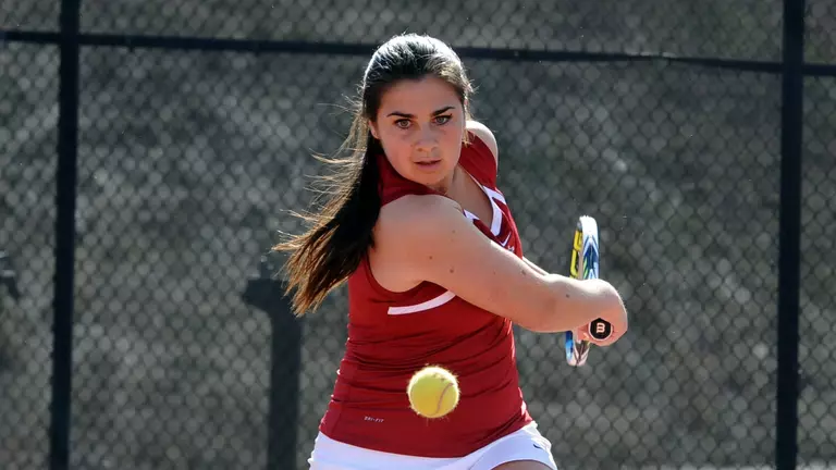 No. 3 Cal Tops Cougars, 7-0