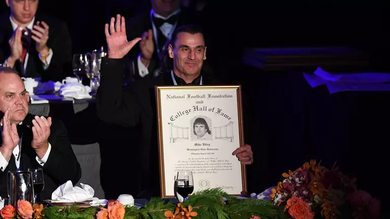 Mike Utley Inducted Into College Football Hall of Fame