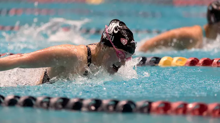 Addisynn Bursch Breaks Second WSU Record