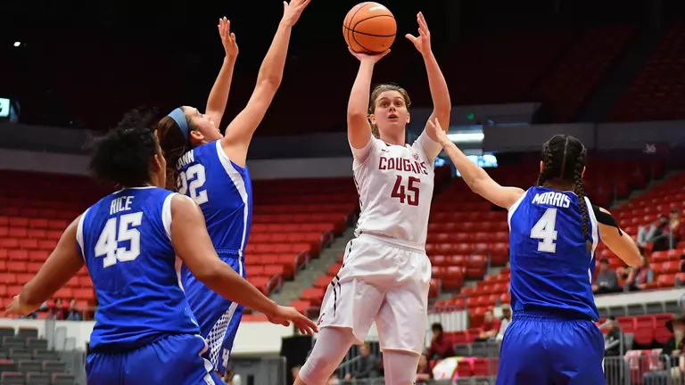 Cougars Comeback Held off by No. 25 Kentucky