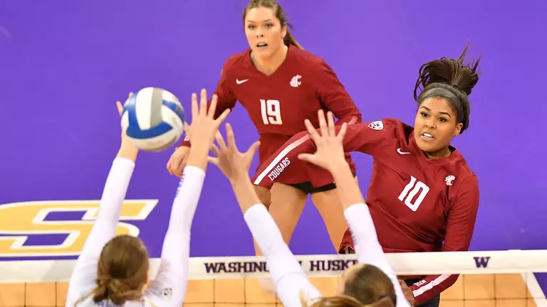 WSU Volleyball Falls at No. 12 Washington