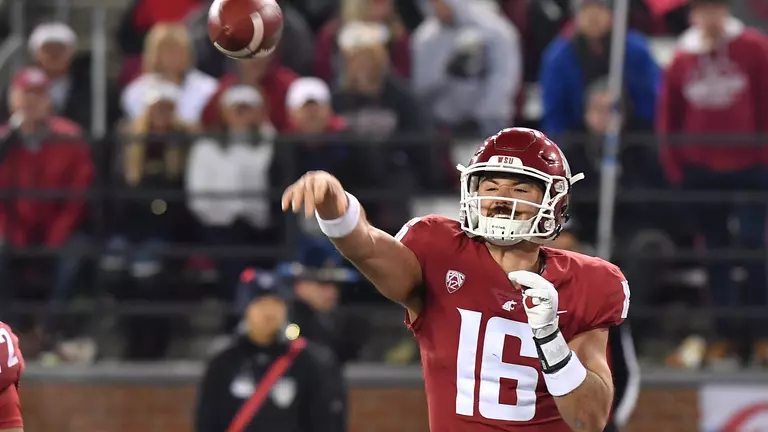 Minshew's 7 TDs lead No. 8 Washington St over Arizona 69-28