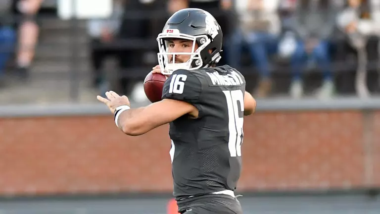 Minshew II Named Davey O’Brien Award Finalist