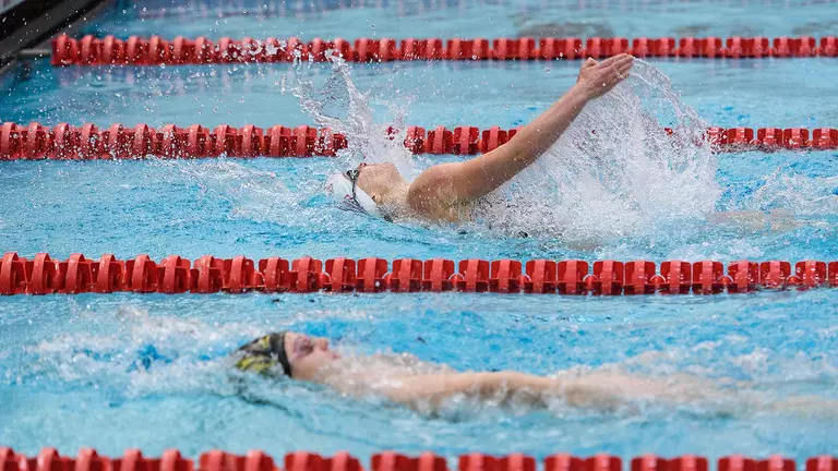 Eleven Cougars Post Season-Best Times in Loss to Wyoming