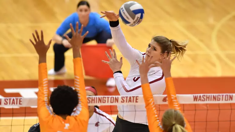 Cougars Advance to Sweet Sixteen With Win Over Tennessee