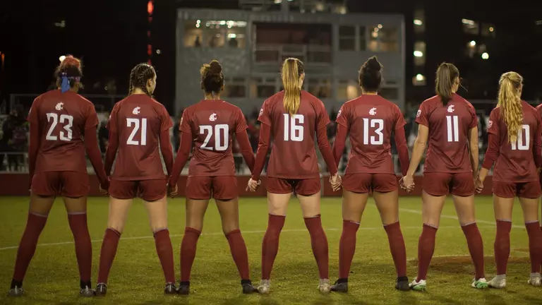Soccer Adds Eight in 2020