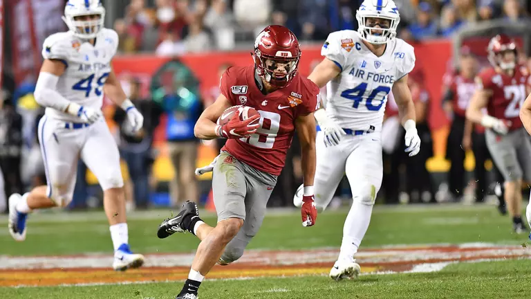 Air Force tops Cougars 31-21 at Cheez-It Bowl