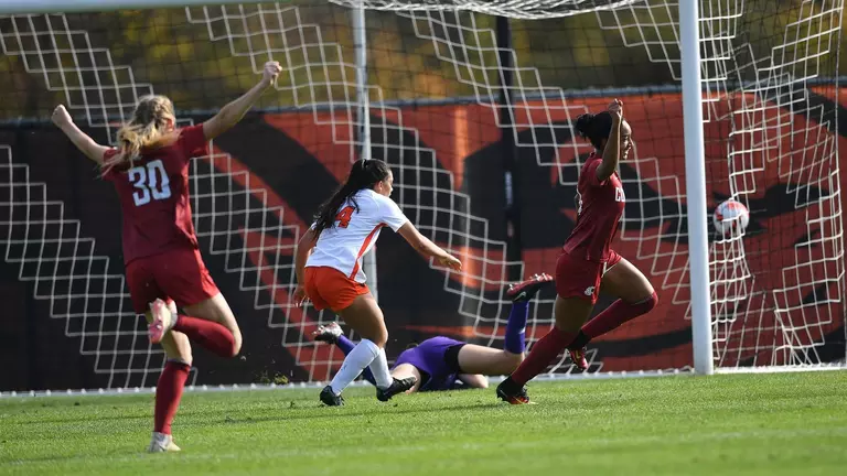 Golden comeback versus the Beavers