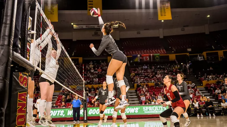 Cougs set for final road match Sunday at Arizona