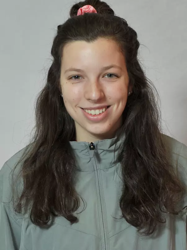 Amy Kramer Headshot