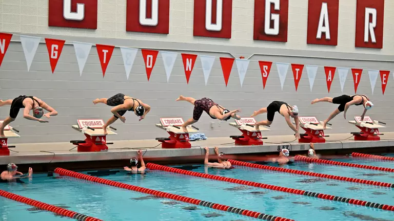 Cougars Post Top Times in Crimson and Gray Intrasquad
