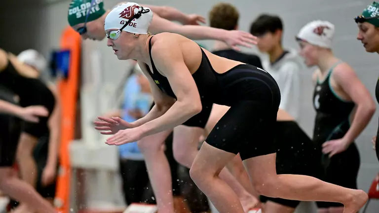 Cougar Swimming Heads to Hawkeye Invitational