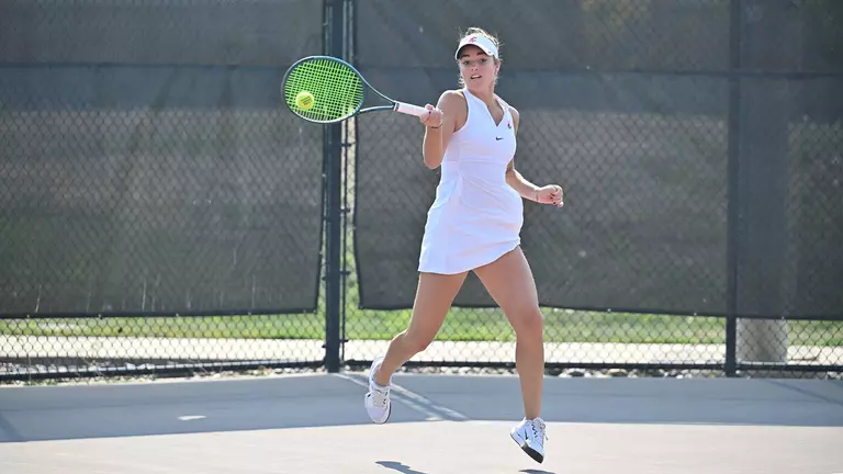 Cougars Host Gonzaga in Lone Weekend Match