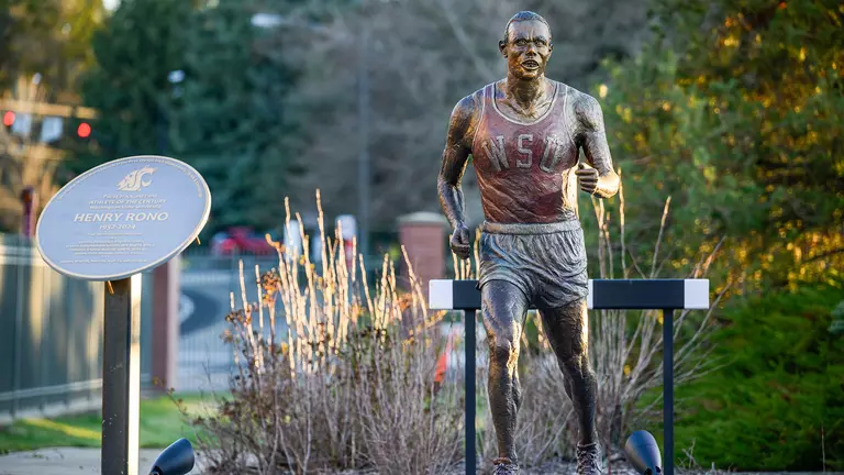Cougars to Dedicate Henry Rono Statue Friday