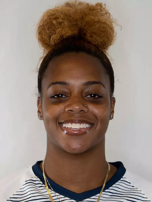 Aria Bilal head shot